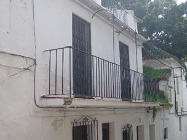 Pis en venda a CALLE BERMEJA Nº 8