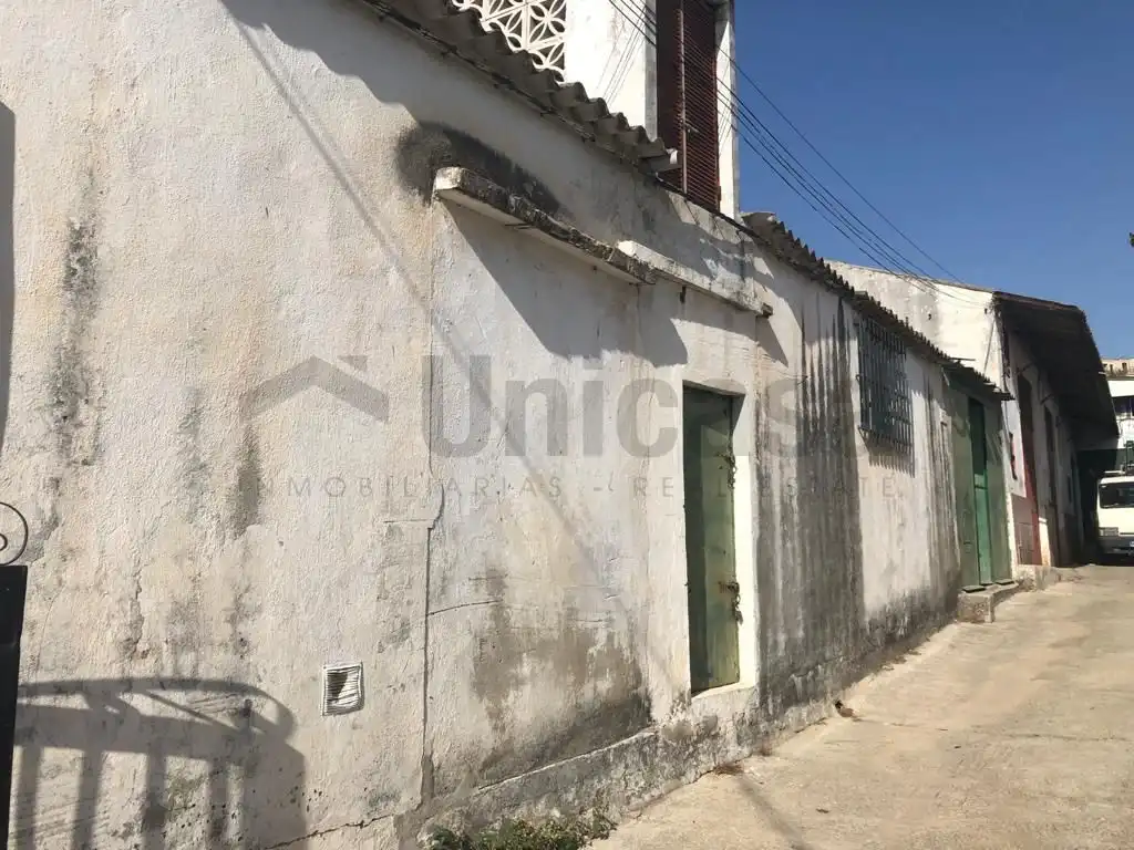 Vista exterior de Local en venta en Málaga