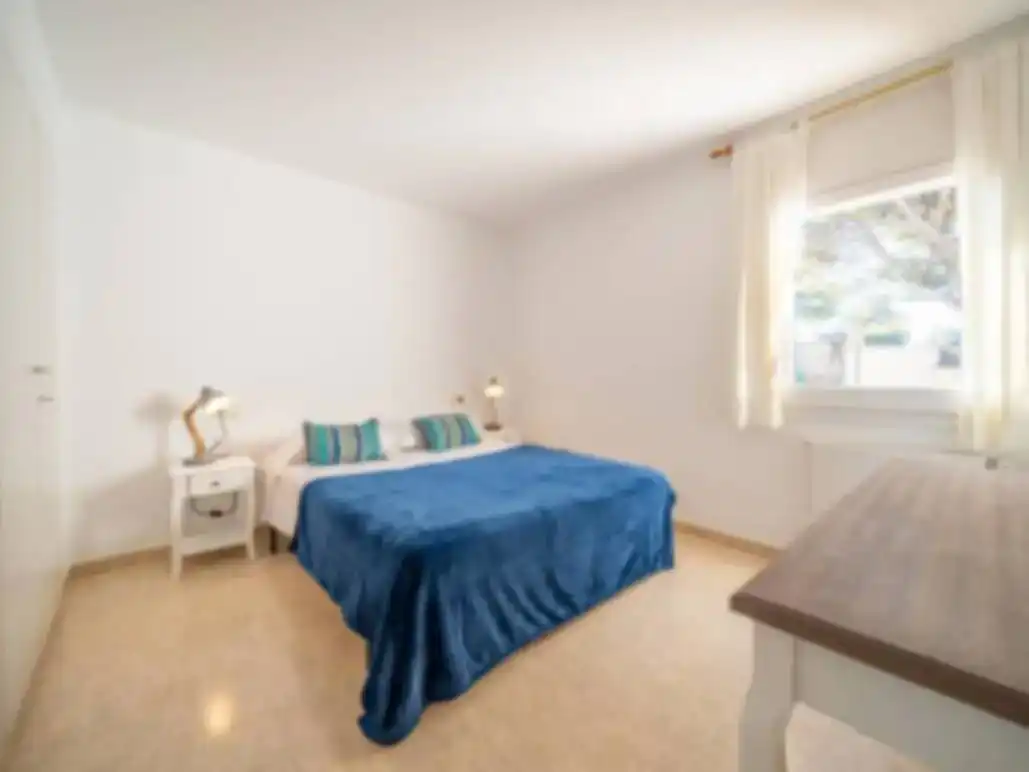 Habitación de Piso de alquiler en L'Escala con Aire acondicionado, Piscina y Amueblado