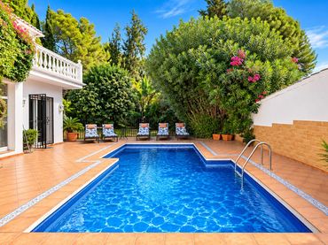 Casa con piscina in affitto a Milla de Oro