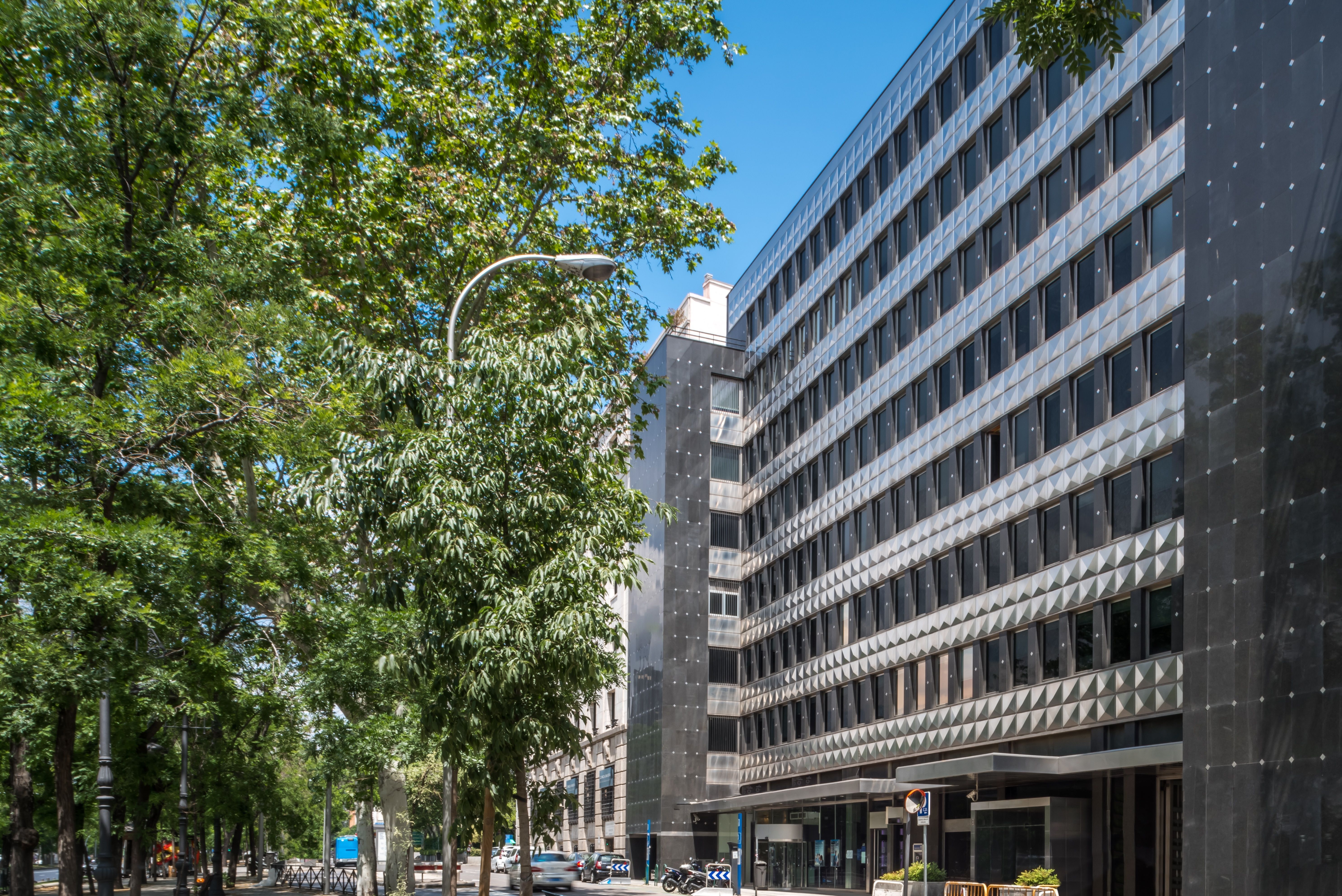 Exterior view of Office to rent in  Madrid Capital  with Air Conditioner, Heating and Furnished