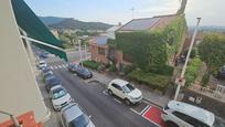 Vista exterior de Pis en venda en Martorelles amb Balcó