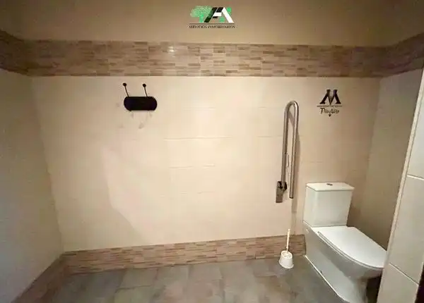 Local comercial en venda a Baeza, imagen 12