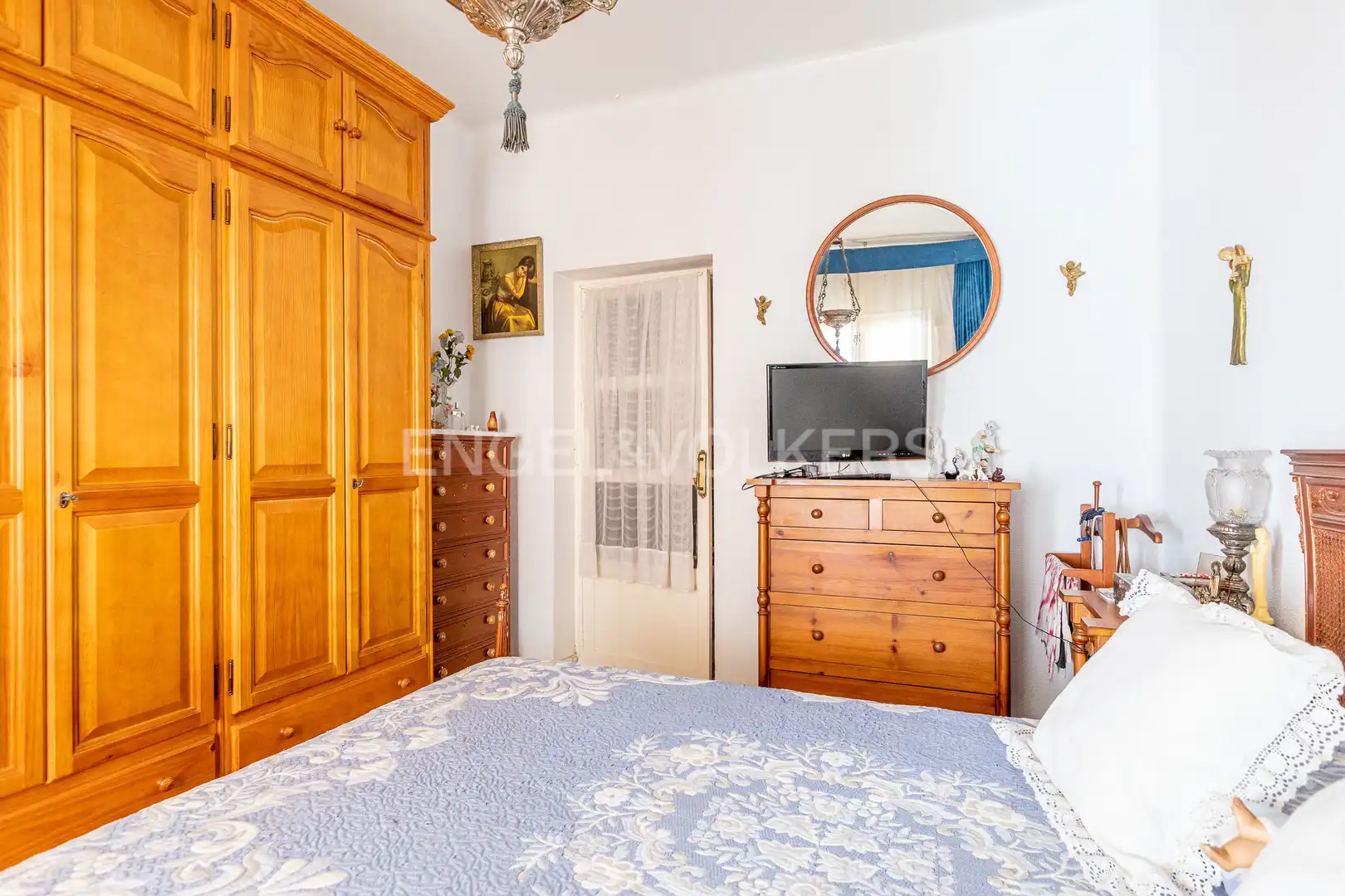 Bedroom of Houses for sale in Sevilla  with Heating, Terrace and Balcony