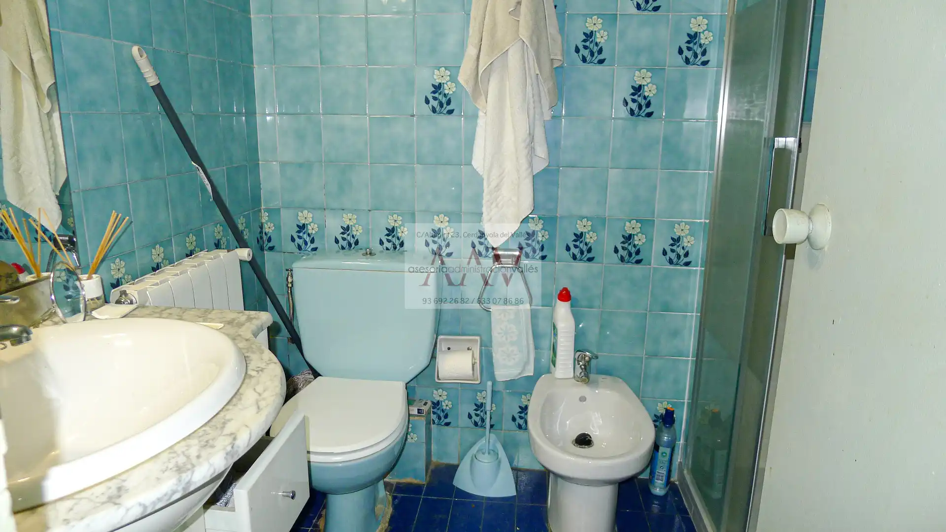 Badezimmer von Wohnung zum Verkauf in Cerdanyola del Vallès mit Klimaanlage, Heizung und Balkon