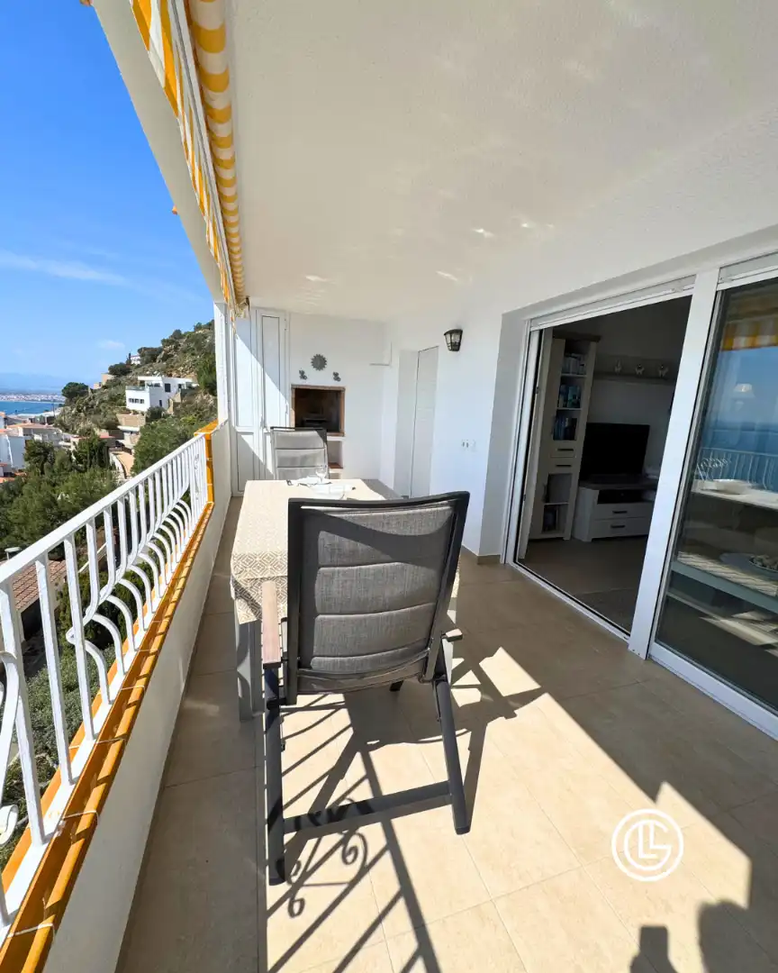 Terrassa de Apartament en venda en Roses amb Aire condicionat, Calefacció i Terrassa