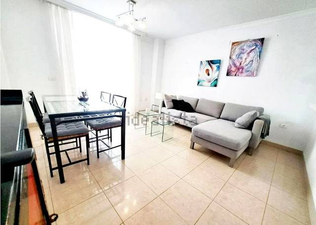 Piso en Alquiler en Álvaro Rodríguez López en Los Llanos - El Cabo