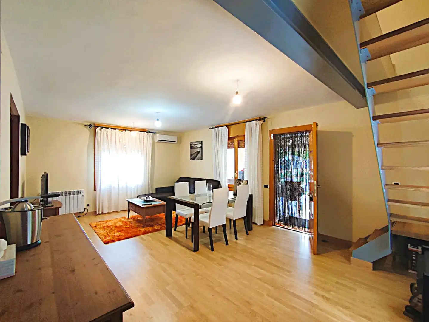 Sala de estar de Casa o chalet en venta en Arnedo con Aire acondicionado, Calefacción y Jardín privado