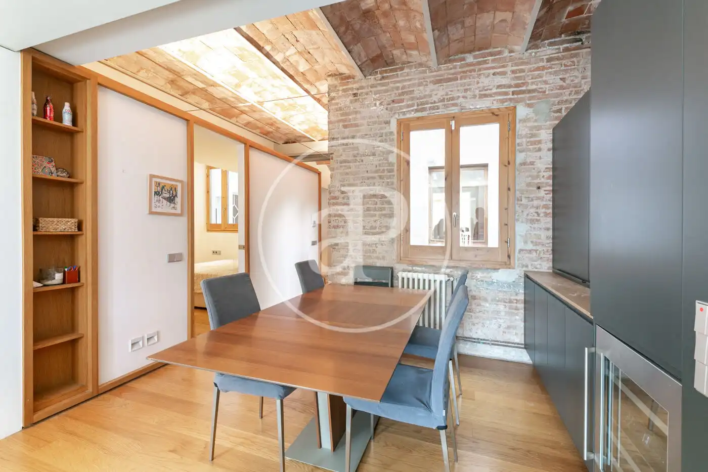 Comedor de Piso de alquiler en Barcelona con Aire acondicionado, Calefacción y Amueblado