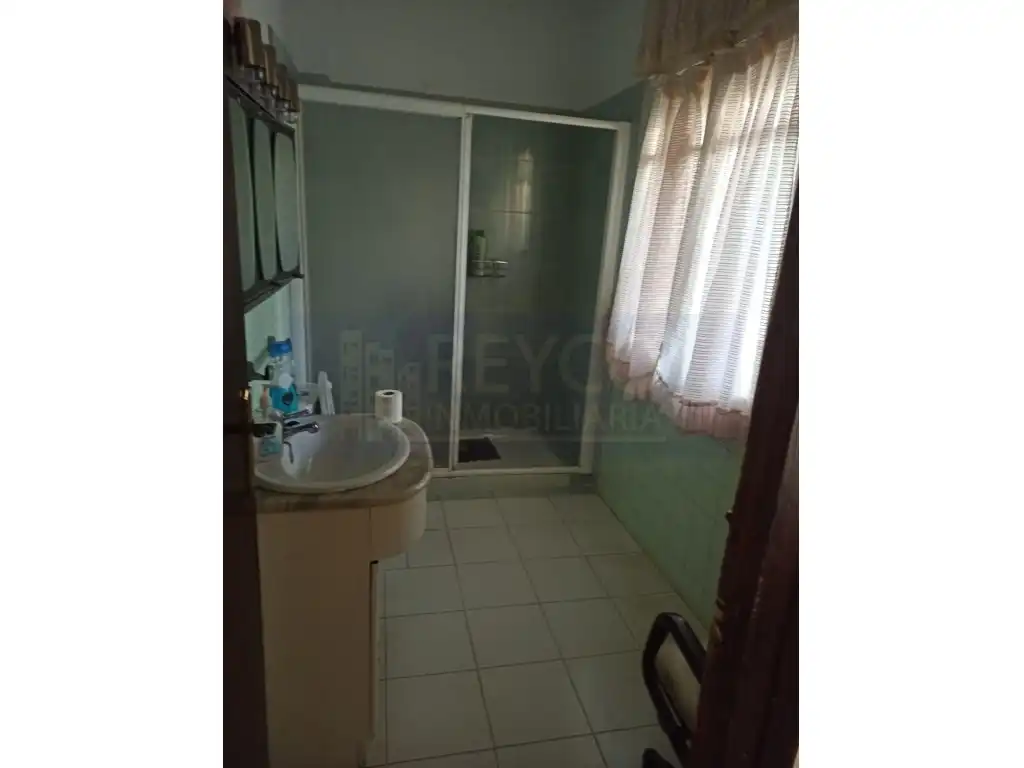 Bathroom of Houses for sale in Baños de Río Tobía  with Private garden, Swimming Pool and Balcony