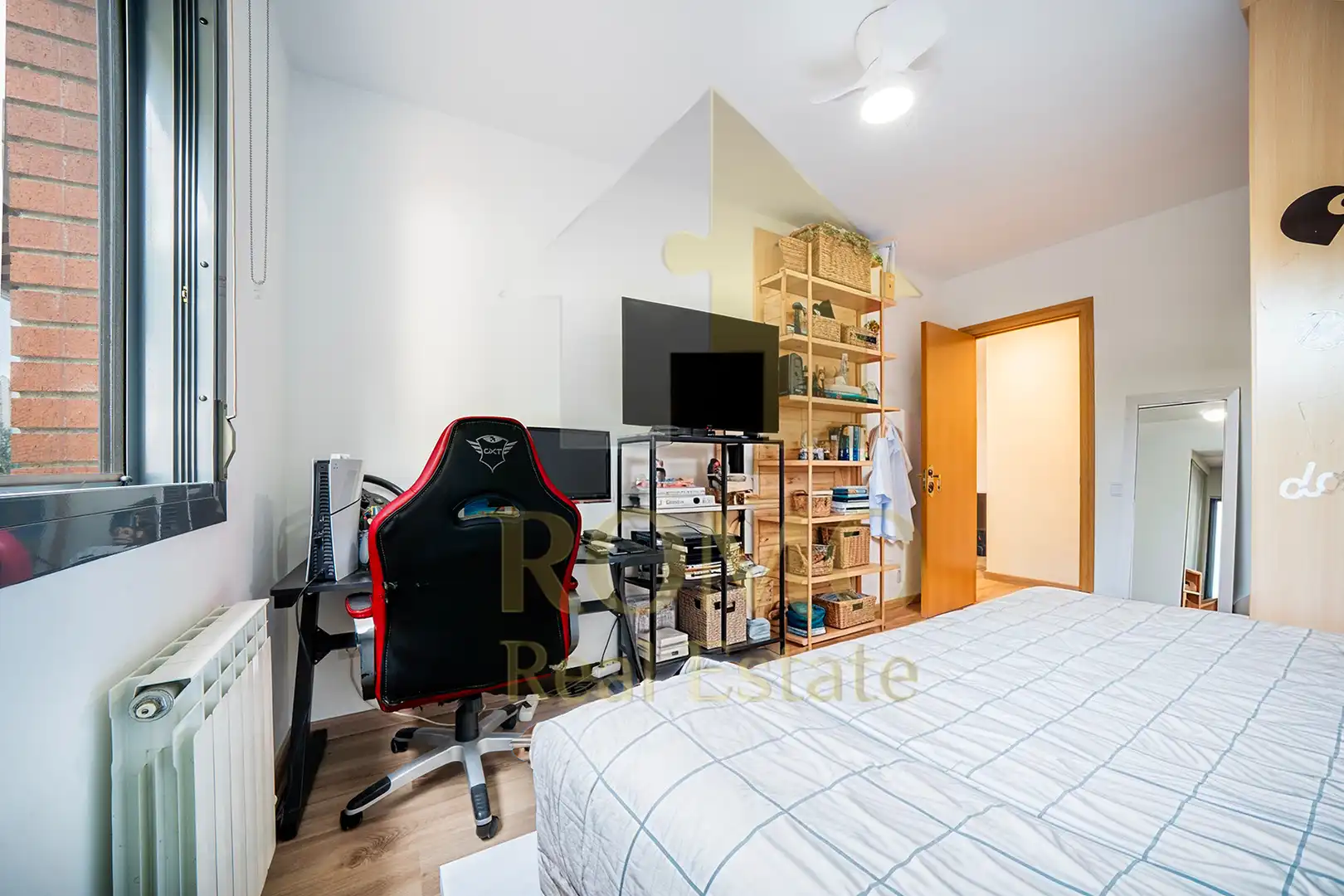 Habitación de Planta baja en venta en Polinyà con Aire acondicionado, Calefacción y Parquet