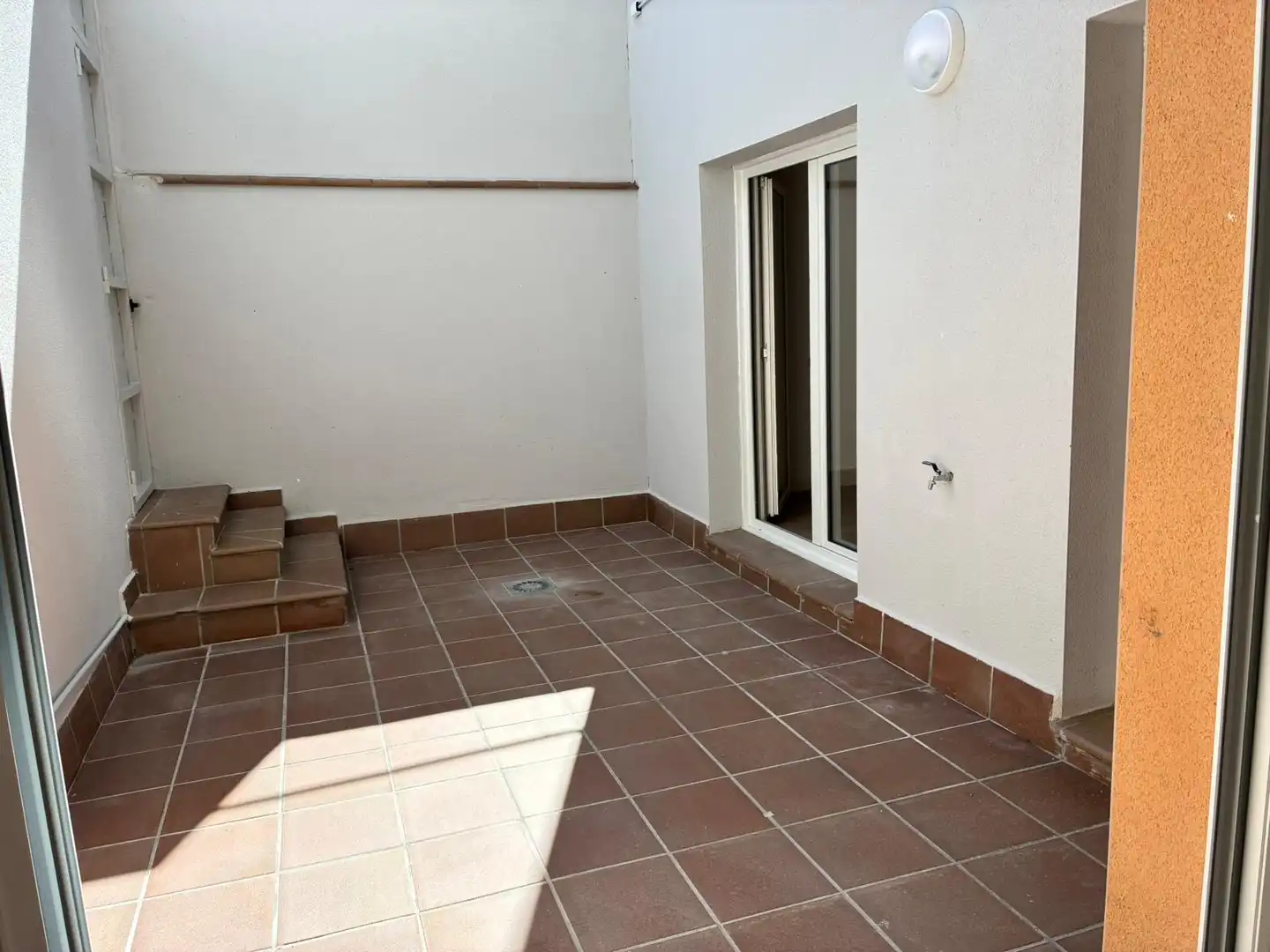 Terraza de Piso en venta en Vilanova del Camí con Calefacción y Terraza
