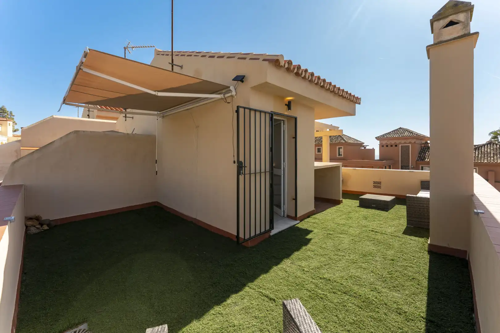 Reihenhaus mit Terrasse zum Verkauf in Elviria - Cabopino, imagen 41