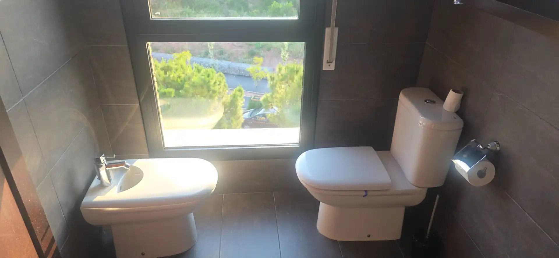 Baño de Apartamento en venta en Manresa con Aire acondicionado, Calefacción y Jardín privado