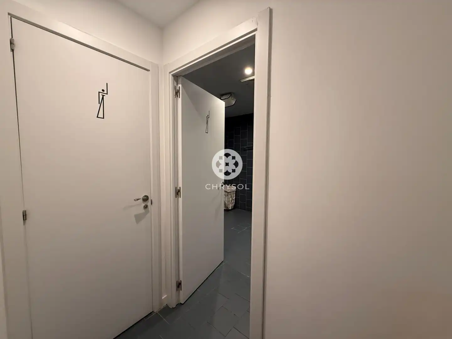 Baño de Local en venta en Barcelona con Aire acondicionado