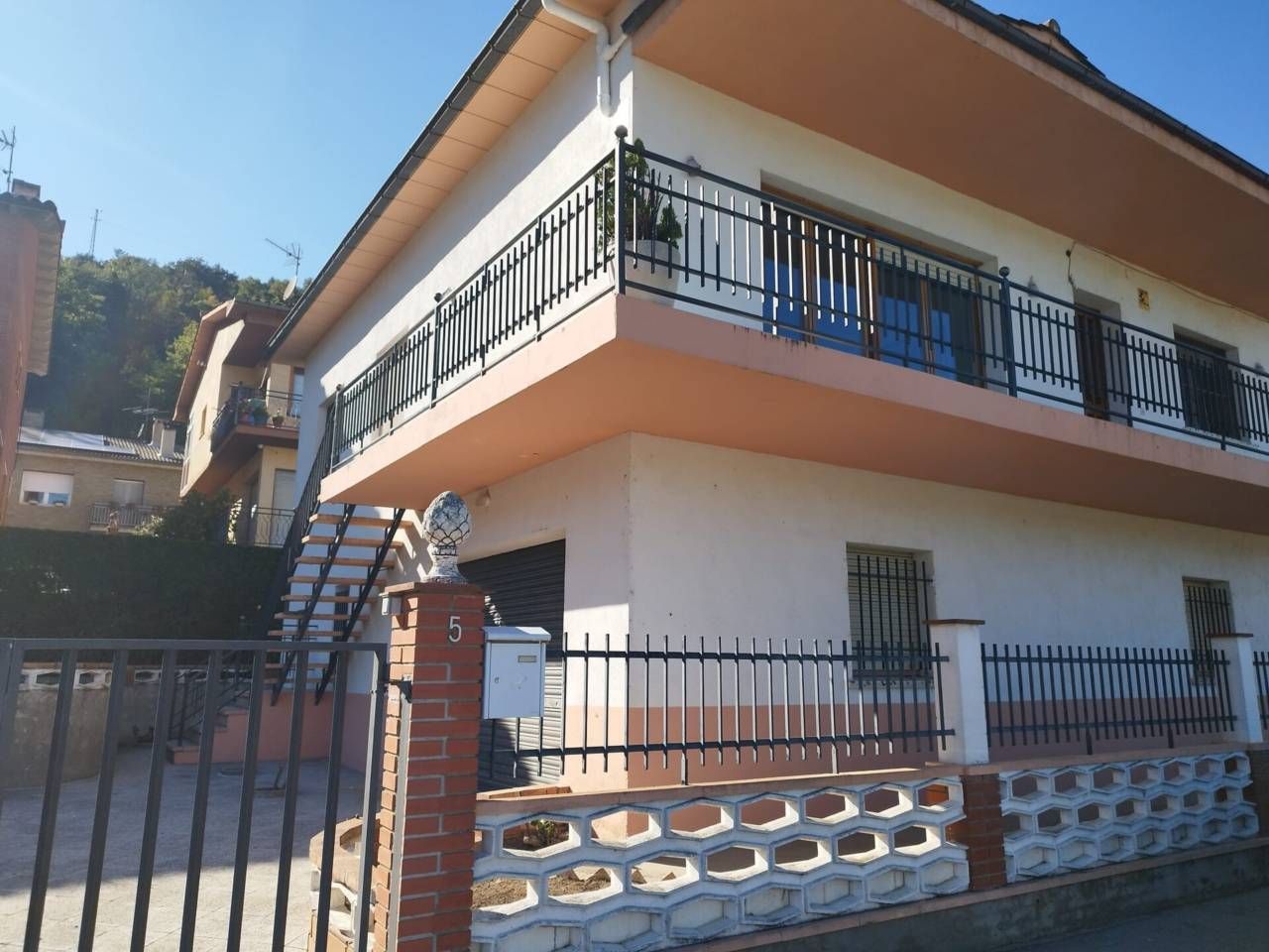 Exterior view of House or chalet to rent in Montesquiu  with Heating, Private garden and Parquet flooring
