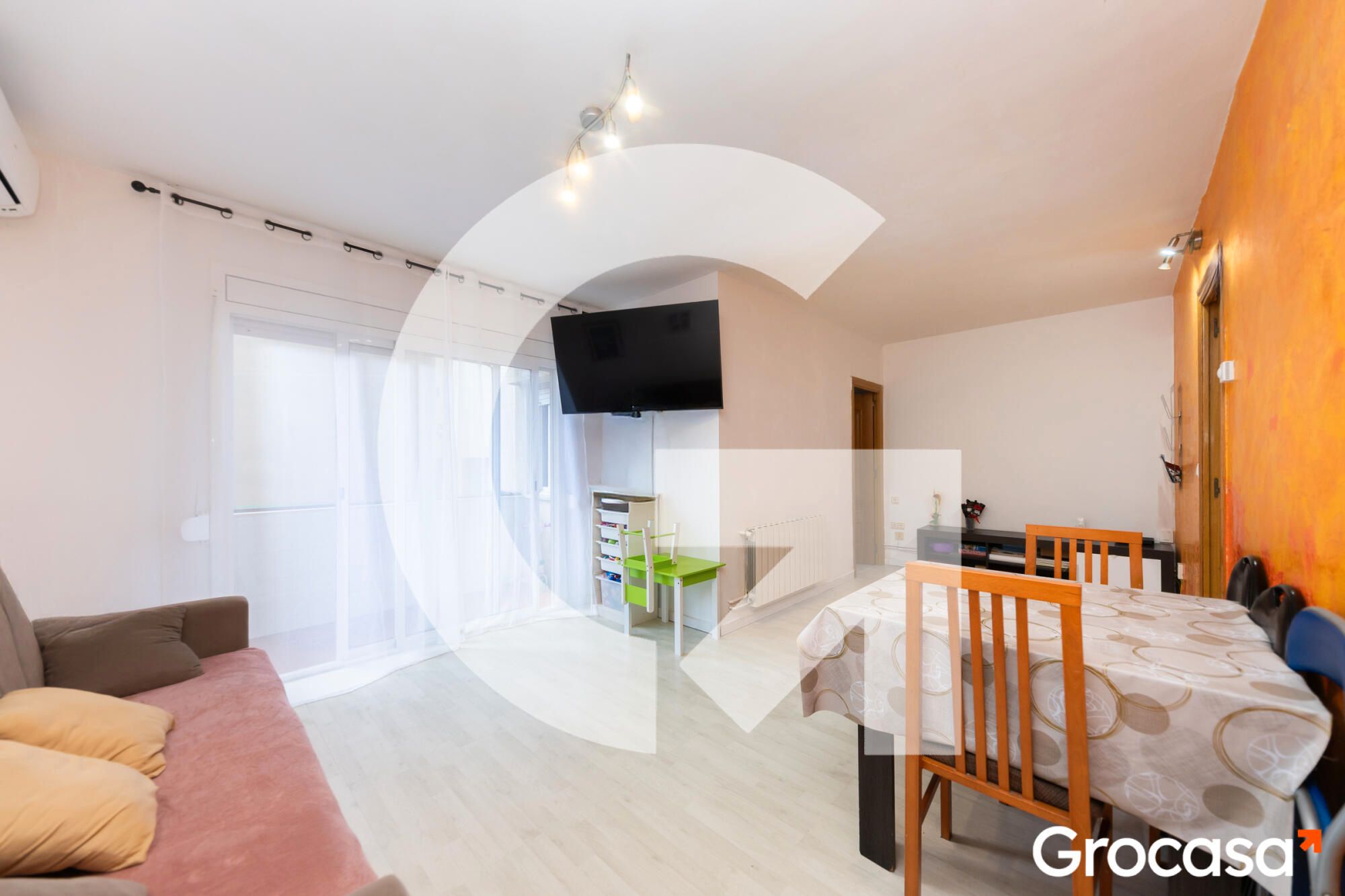 Bedroom of Flat for sale in Sant Boi de Llobregat  with Air Conditioner, Heating and Balcony