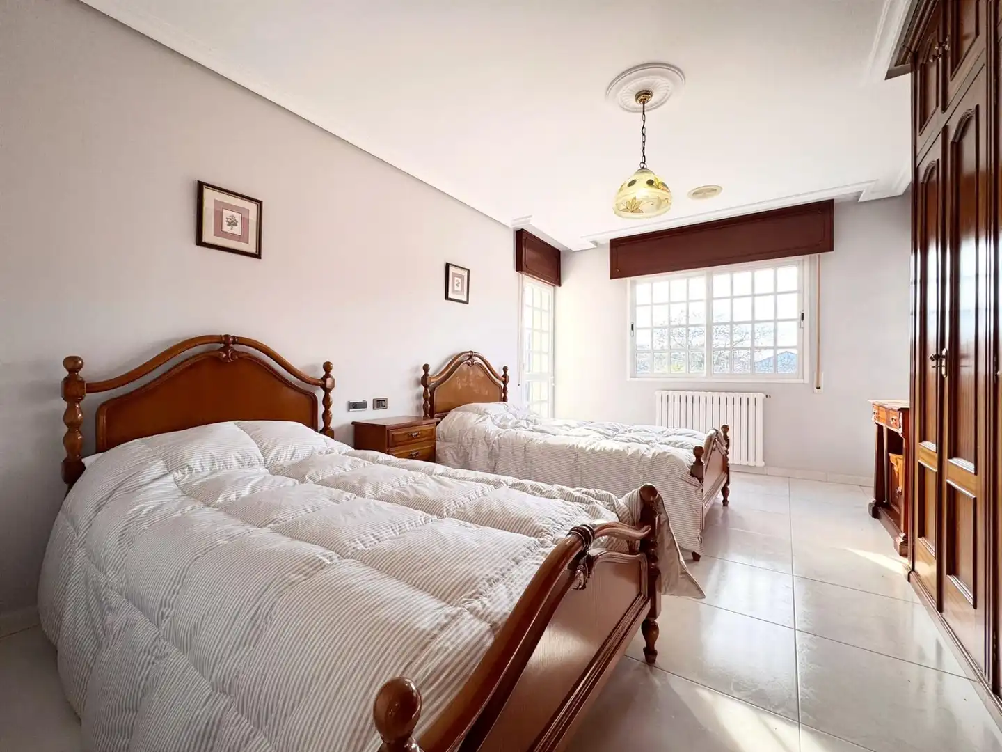 Habitación de Casa o chalet en venta en Barro con Calefacción, Jardín privado y Terraza