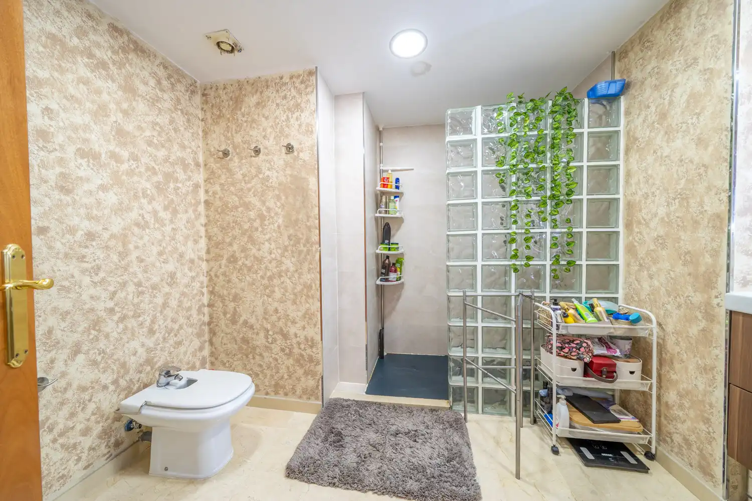 Baño de Dúplex en venta en Badalona con Aire acondicionado, Calefacción y Terraza