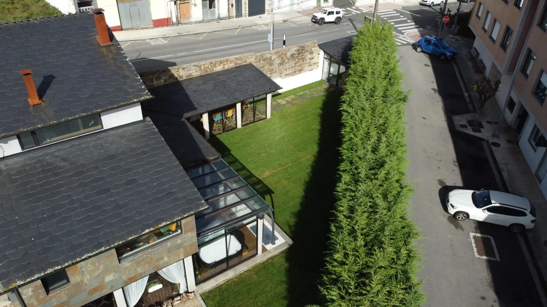 Vista exterior de Casa o chalet en venta en Lugo con Calefacción, Jardín privado y Jacuzzi