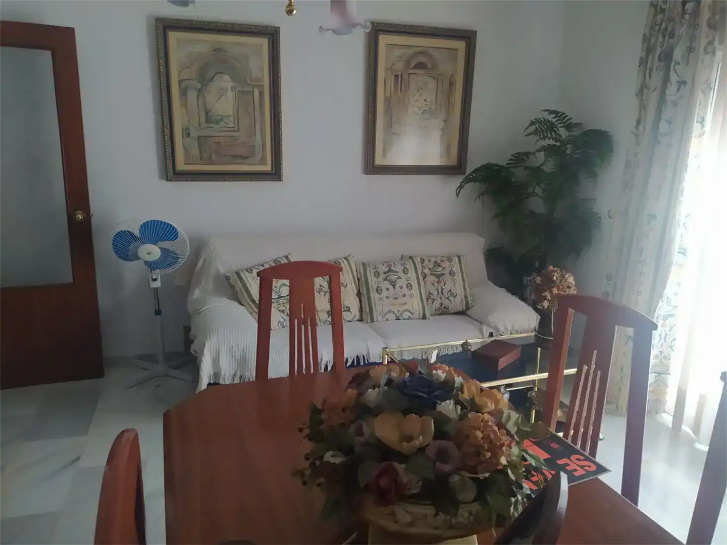Sala de estar de Piso en venta en Ubrique con Balcón