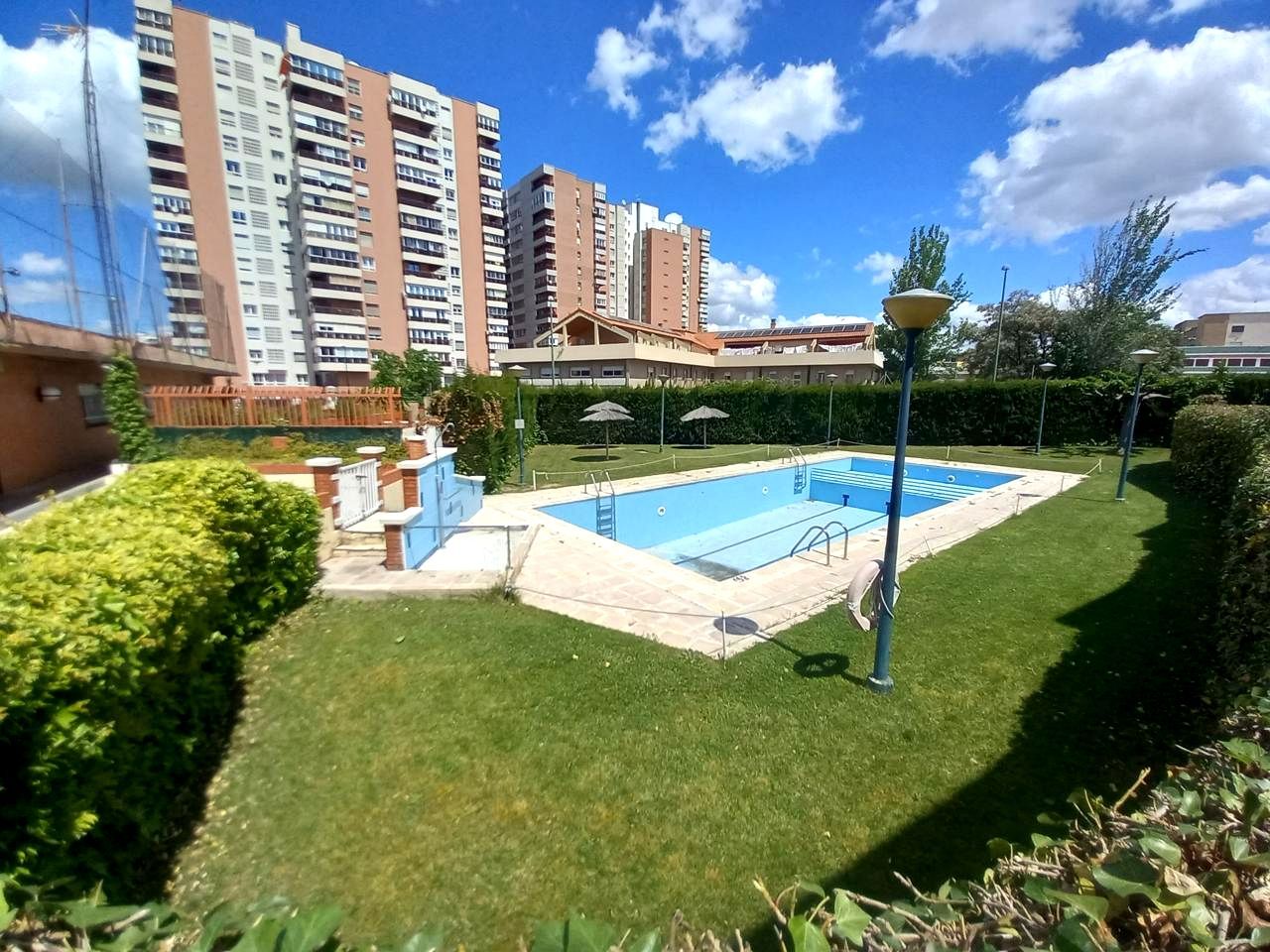 Swimming pool of Single-family semi-detached for sale in  Zaragoza Capital  with Air Conditioner, Heating and Terrace