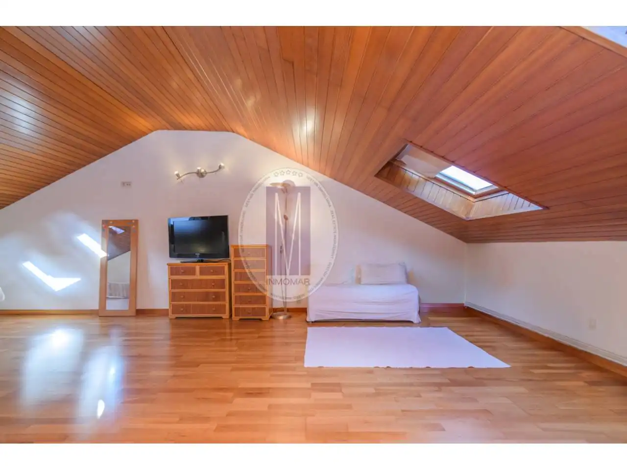 Sala d'estar de Casa adosada en venda en Castelldefels amb Calefacció, Terrassa i Piscina comunitària