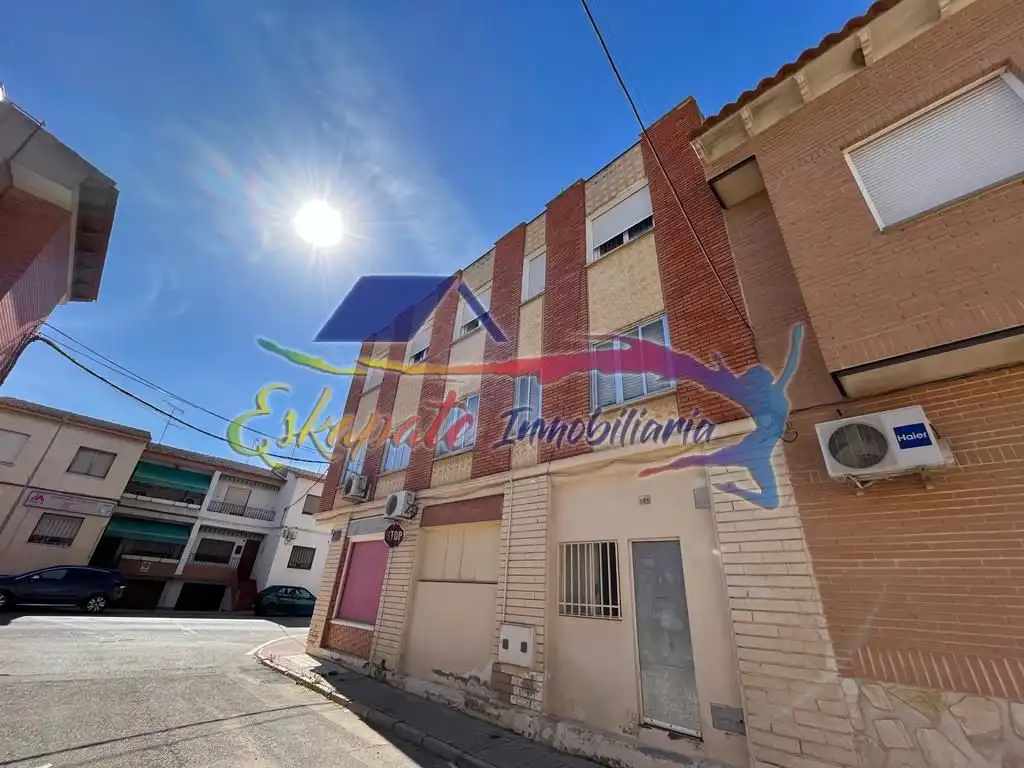 Vista exterior de Piso en venta en Villacañas con Calefacción y Terraza