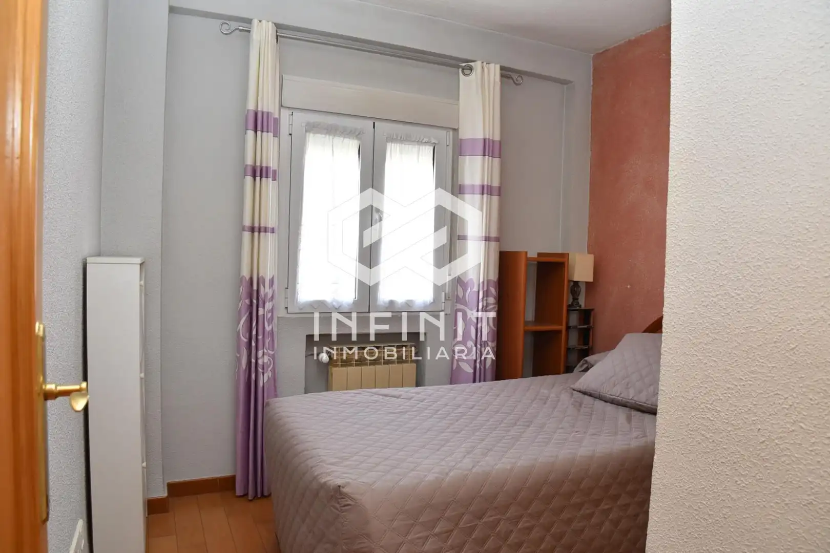 Bedroom of Flat for sale in Val
