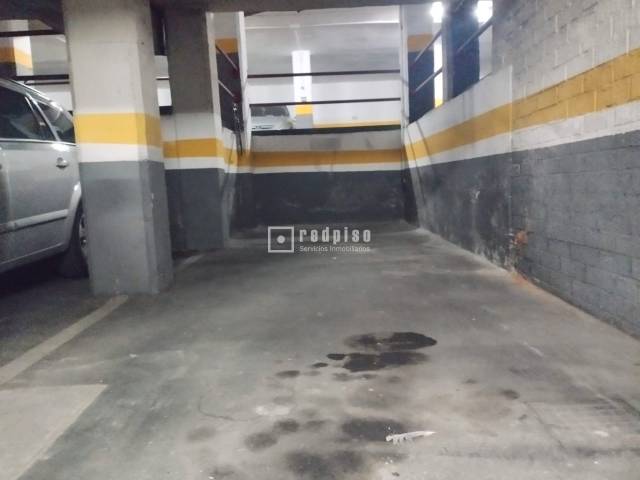 Garaje en Venta en TRIBALDOS, 64 en Canillas