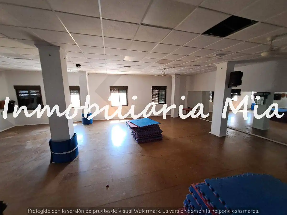 Local commercial à vendre à Puerto Lumbreras