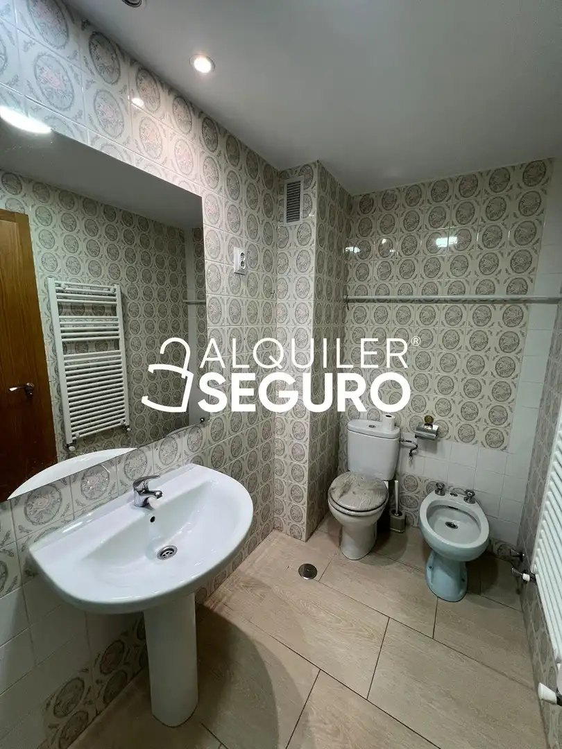 Badezimmer von Wohnung zur Miete in Colmenar Viejo mit Heizung, Terrasse und Schwimmbad