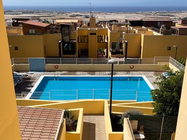 Àtic amb piscina en venda a Calle Algorin 6