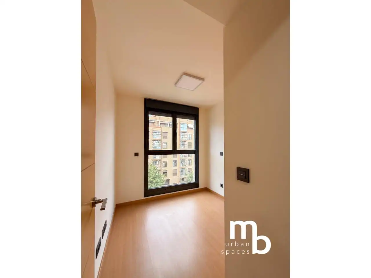 Bedroom of Flat for rent in Madrid  with Air Conditioner, Heating and Swimming Pool