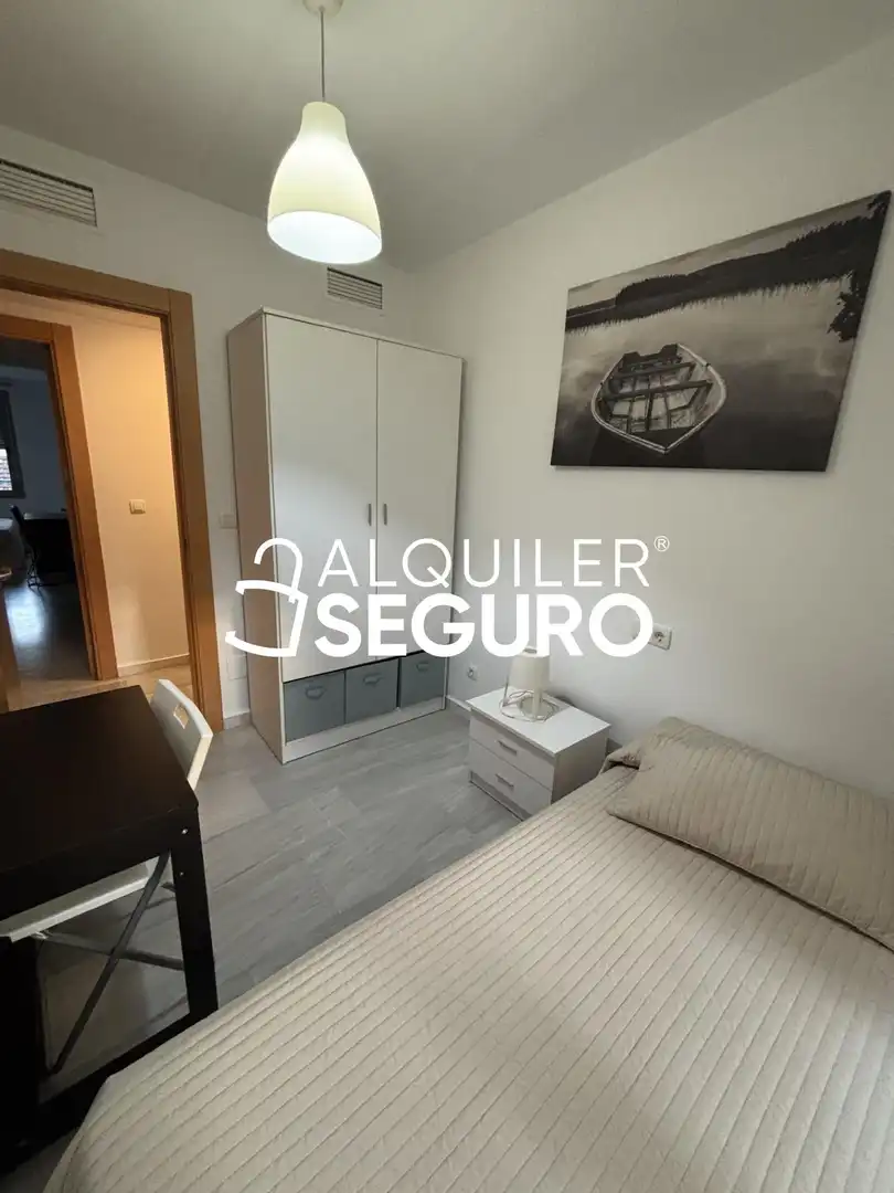Appartamento con ascensore in affitto a de la Salud, imagen 19