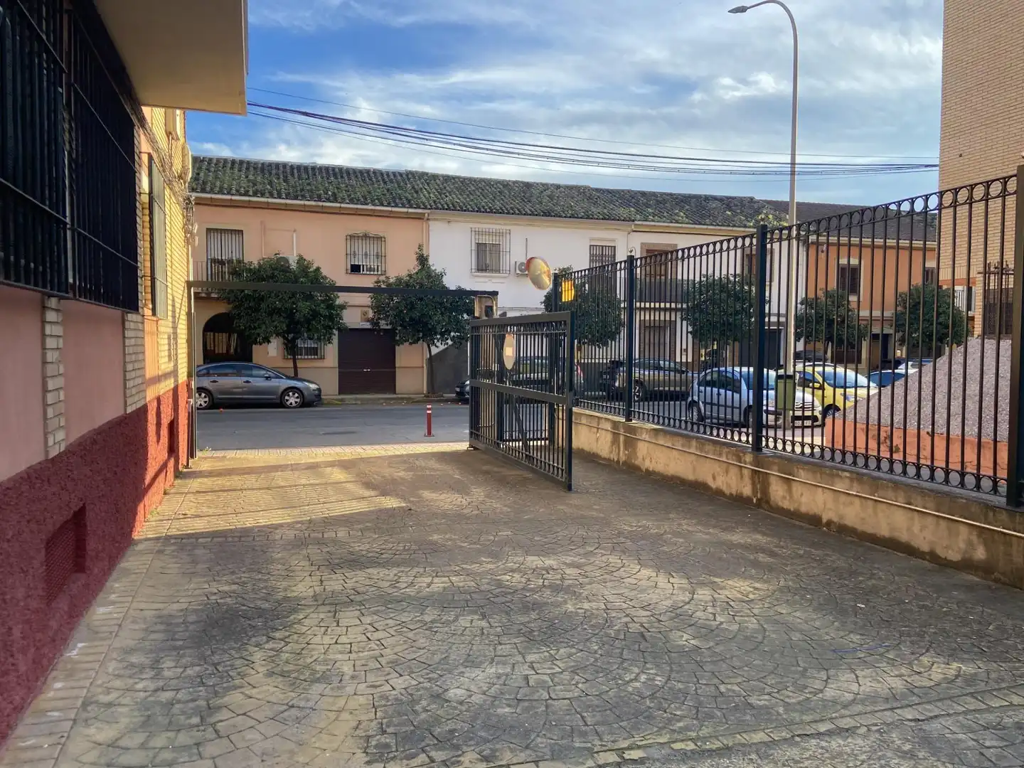 Vista exterior de Garaje en venta en Córdoba
