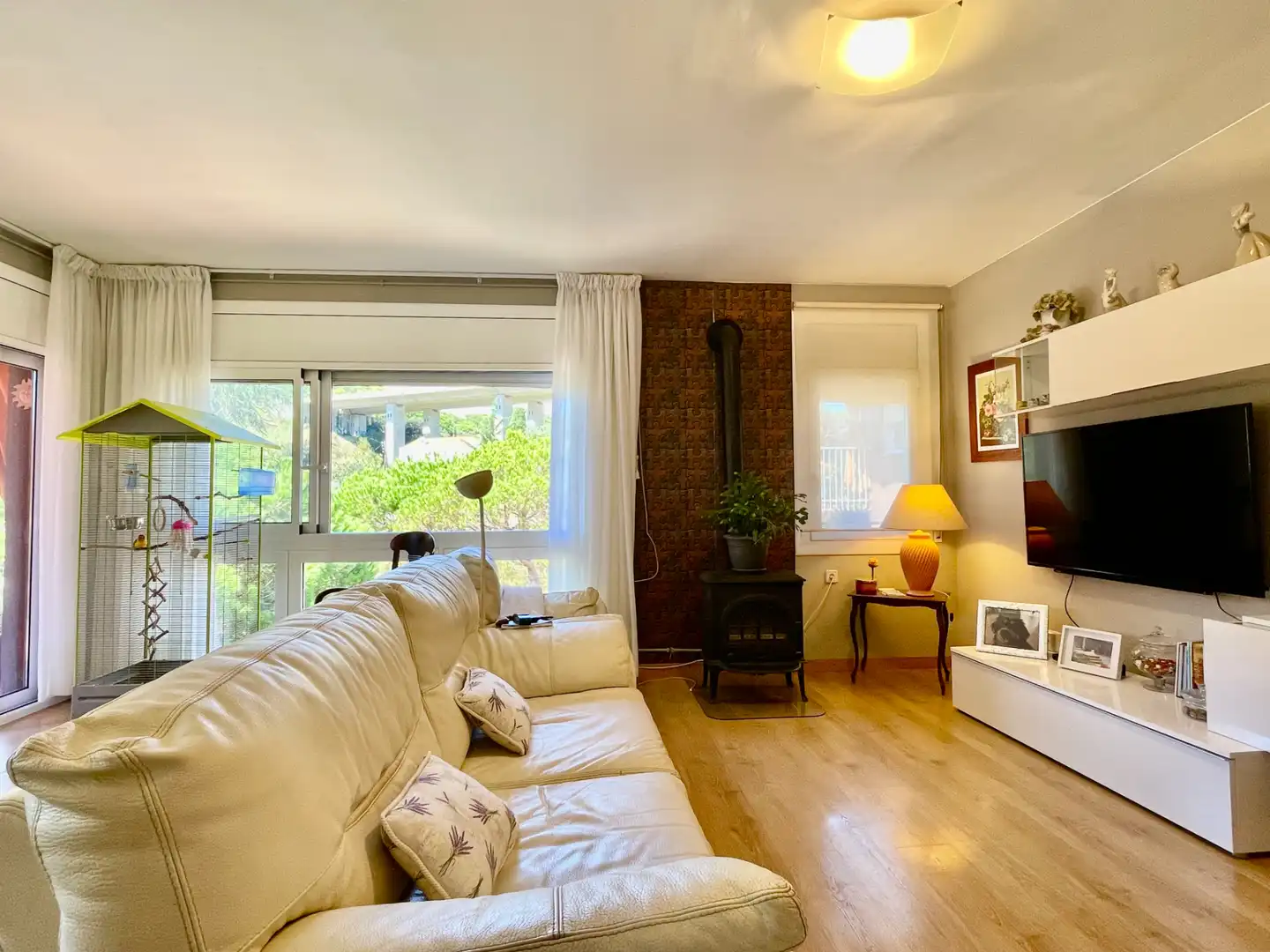 Wohnzimmer von Dachboden zum Verkauf in Caldes d'Estrac mit Klimaanlage, Heizung und Terrasse