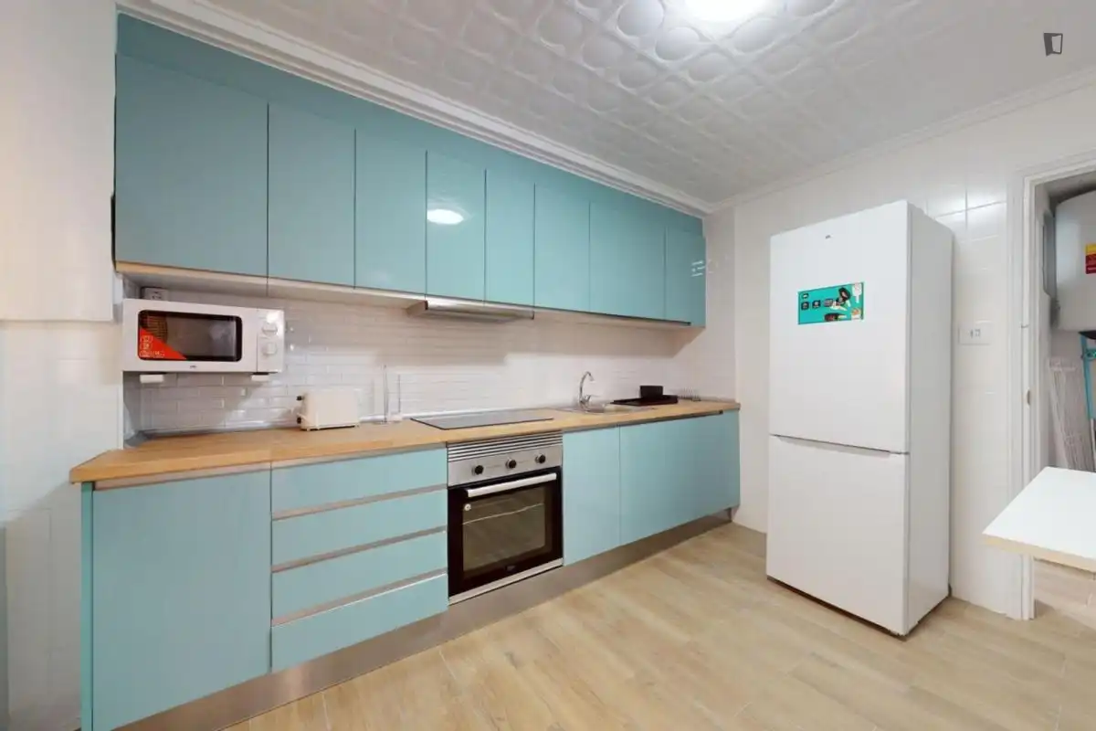 Habitació a Reina Victoria - Miguel Hernández