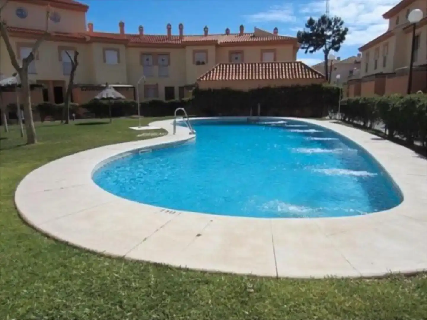 Piscina de Piso de alquiler en Islantilla Golf