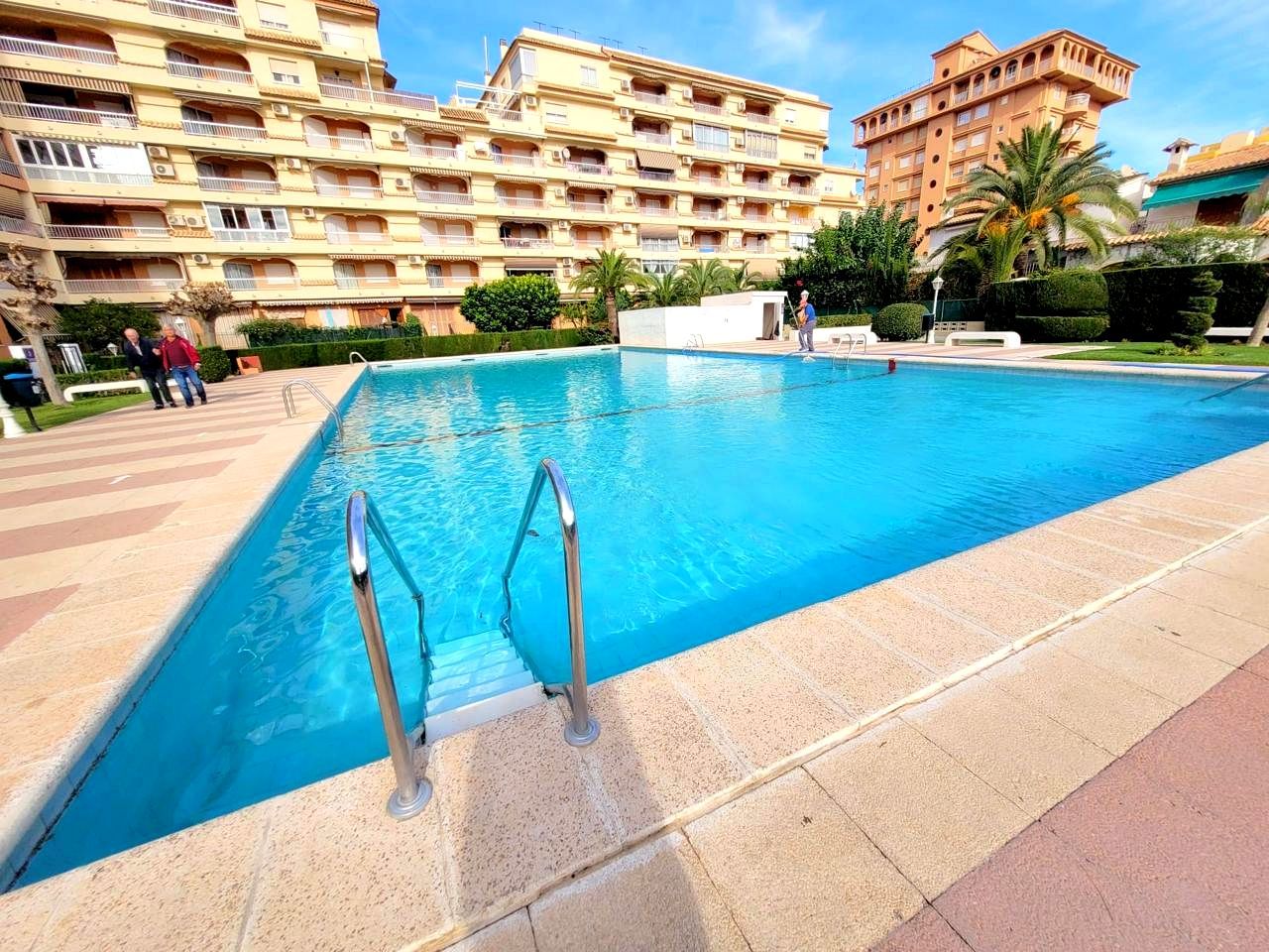 Swimming pool of Apartment to rent in Gandia  with Terrace, Furnished and Community pool
