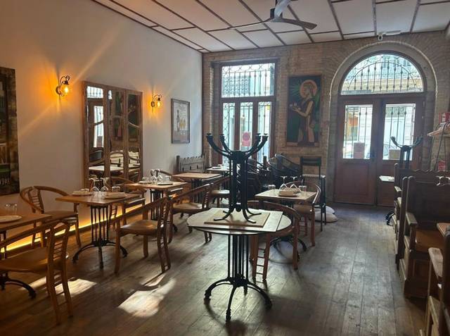 Local comercial en Alquiler en Calle del Progrés en El Cabanyal - El Canyamelar