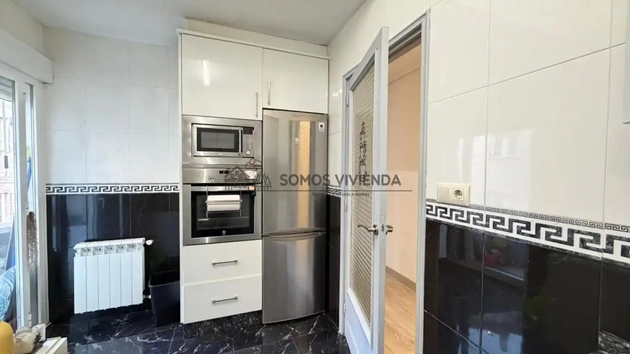 Appartamento con ascensore in vendita a Centro, imagen 2