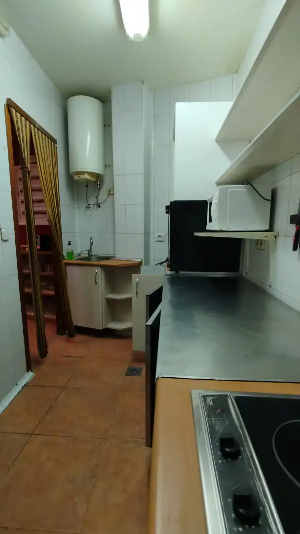 Cocina de Local de alquiler en Azuqueca de Henares con Aire acondicionado, Calefacción y Amueblado