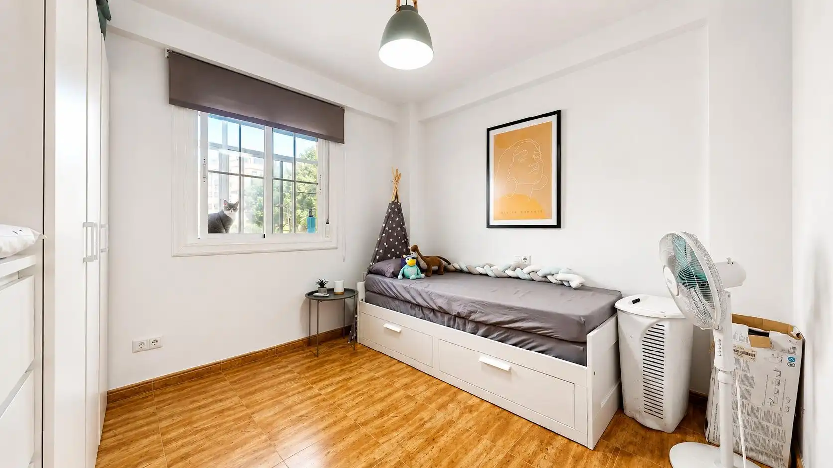 Habitación de Piso en venta en Almería con Aire acondicionado y Balcón
