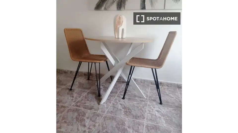 Exterior view of Flat for rent in  Barcelona Capital  with Air Conditioner, Heating and Furnished