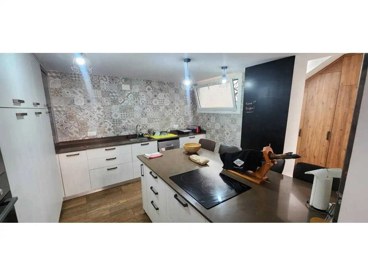 Cuina de Casa o xalet en venda en Rubí amb Aire condicionat, Calefacció i Terrassa