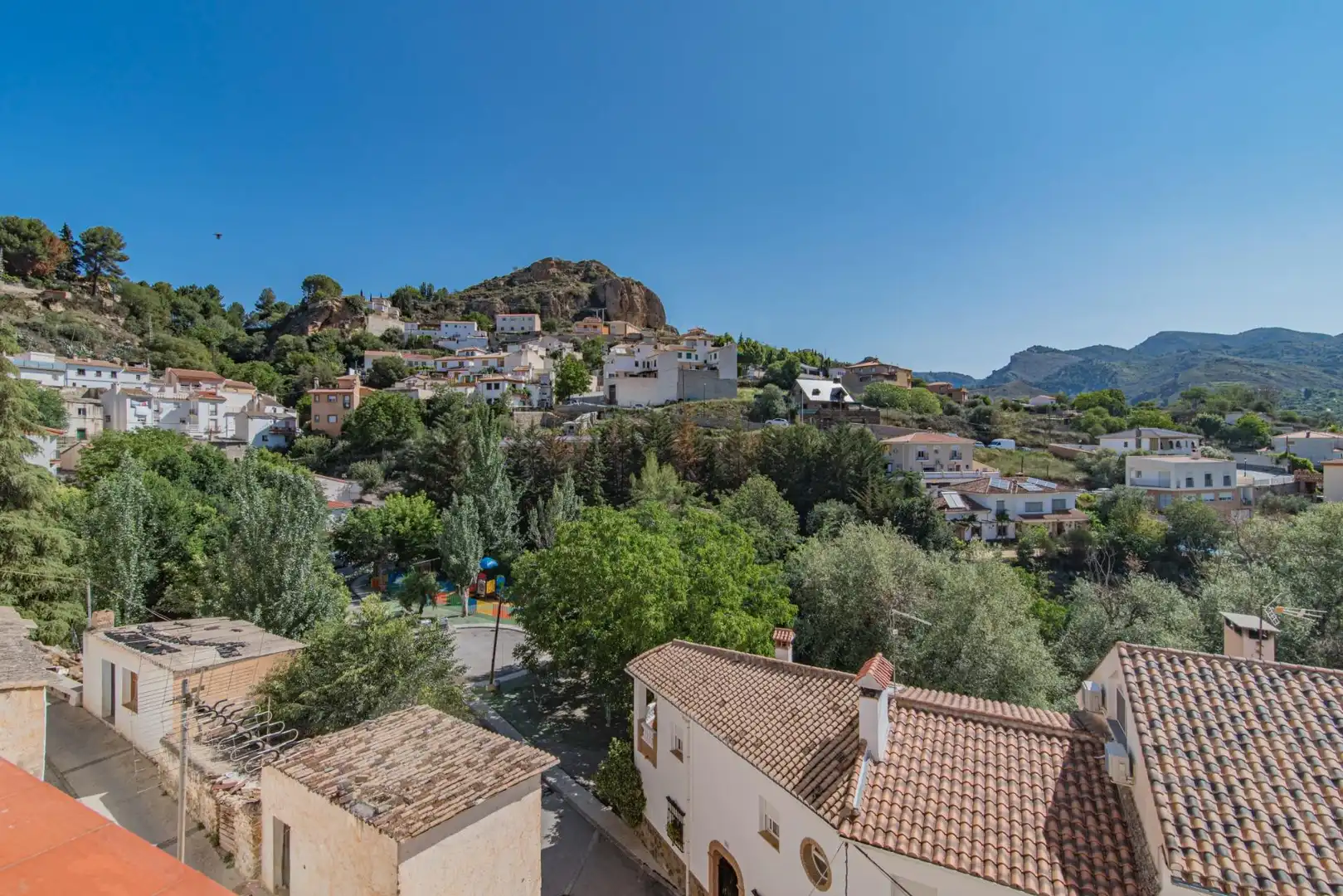 Vista exterior de Casa adosada en venta en Quéntar con Calefacción, Terraza y Trastero
