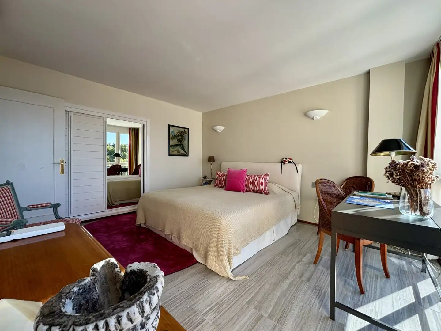 Schlafzimmer von Dachboden zum Verkauf in Calvià mit Klimaanlage, Heizung und Terrasse