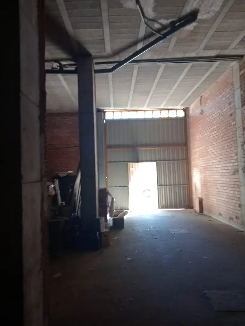 Local comercial en venda a Cenicero