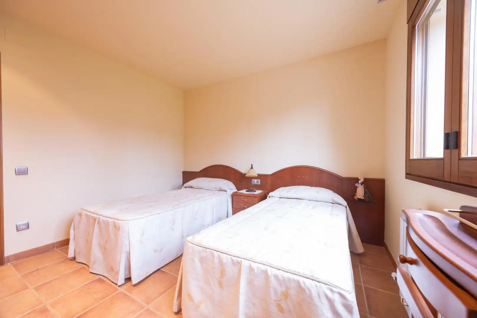 Dormitori de Casa o xalet en venda en L'Esquirol amb Calefacció, Jardí privat i Terrassa